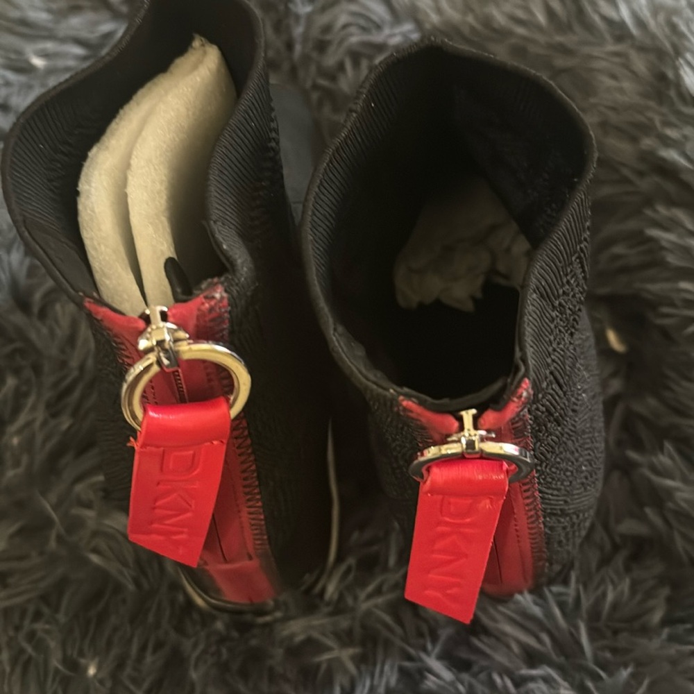 Used but in great condition DKNY wedge sneakers
